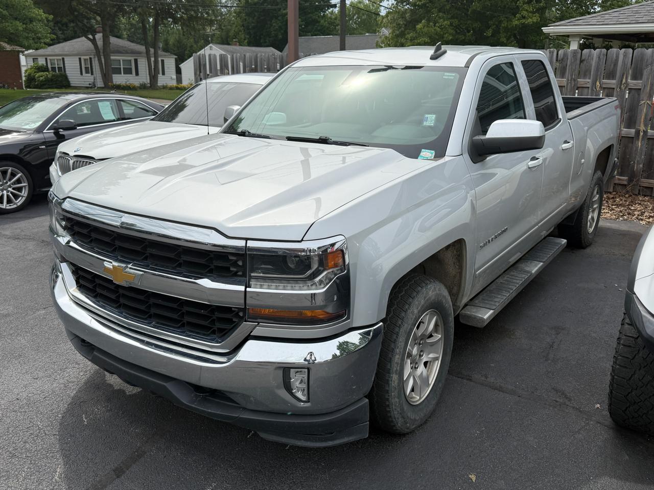 2017 Chevrolet Silverado 1500 4WD Double Cab 143.5" LT w/1LT