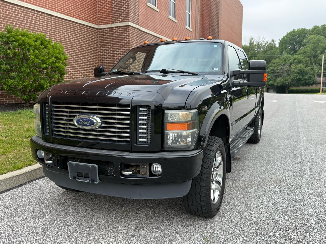 Ford Super Duty F-350 SRW 4WD Crew Cab 156" Harley-Davidson 2010