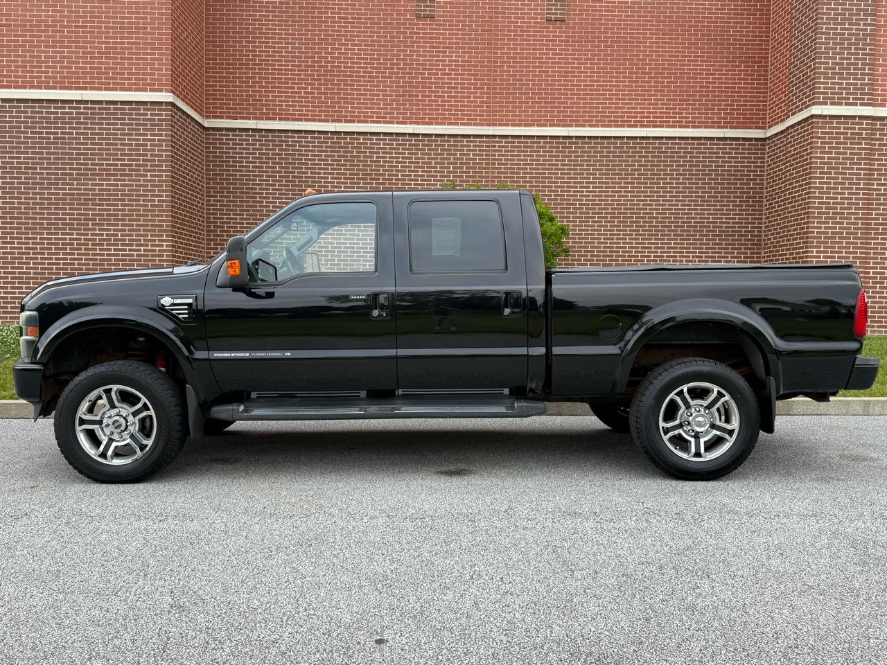 Ford Super Duty F-350 SRW 4WD Crew Cab 156" Harley-Davidson 2010