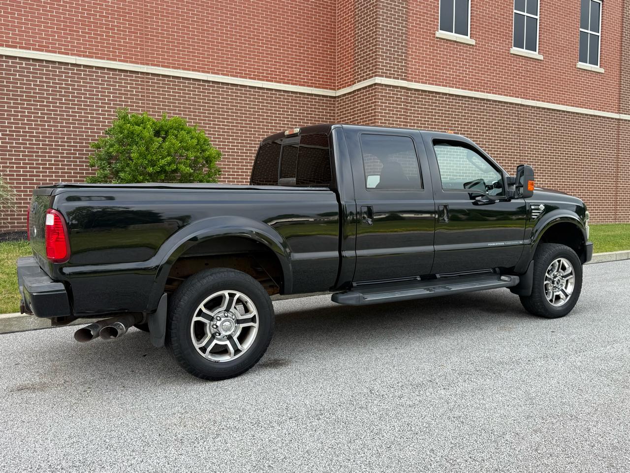 Ford Super Duty F-350 SRW 4WD Crew Cab 156" Harley-Davidson 2010