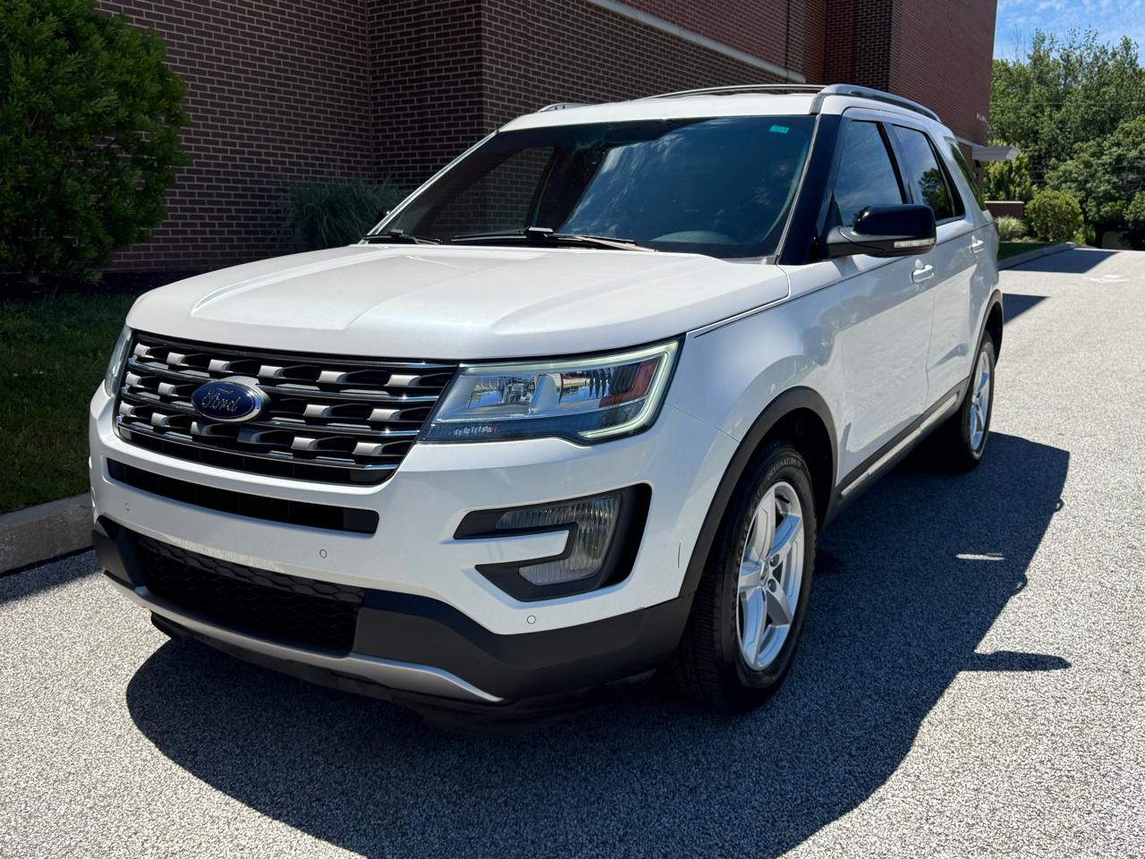 2016 Ford Explorer 4WD 4dr XLT