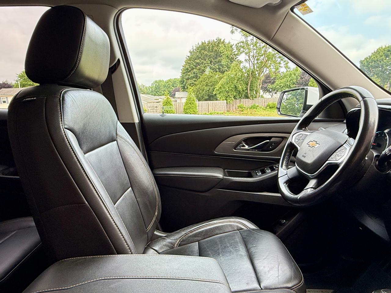 Chevrolet Traverse AWD 4dr LT Leather 2020