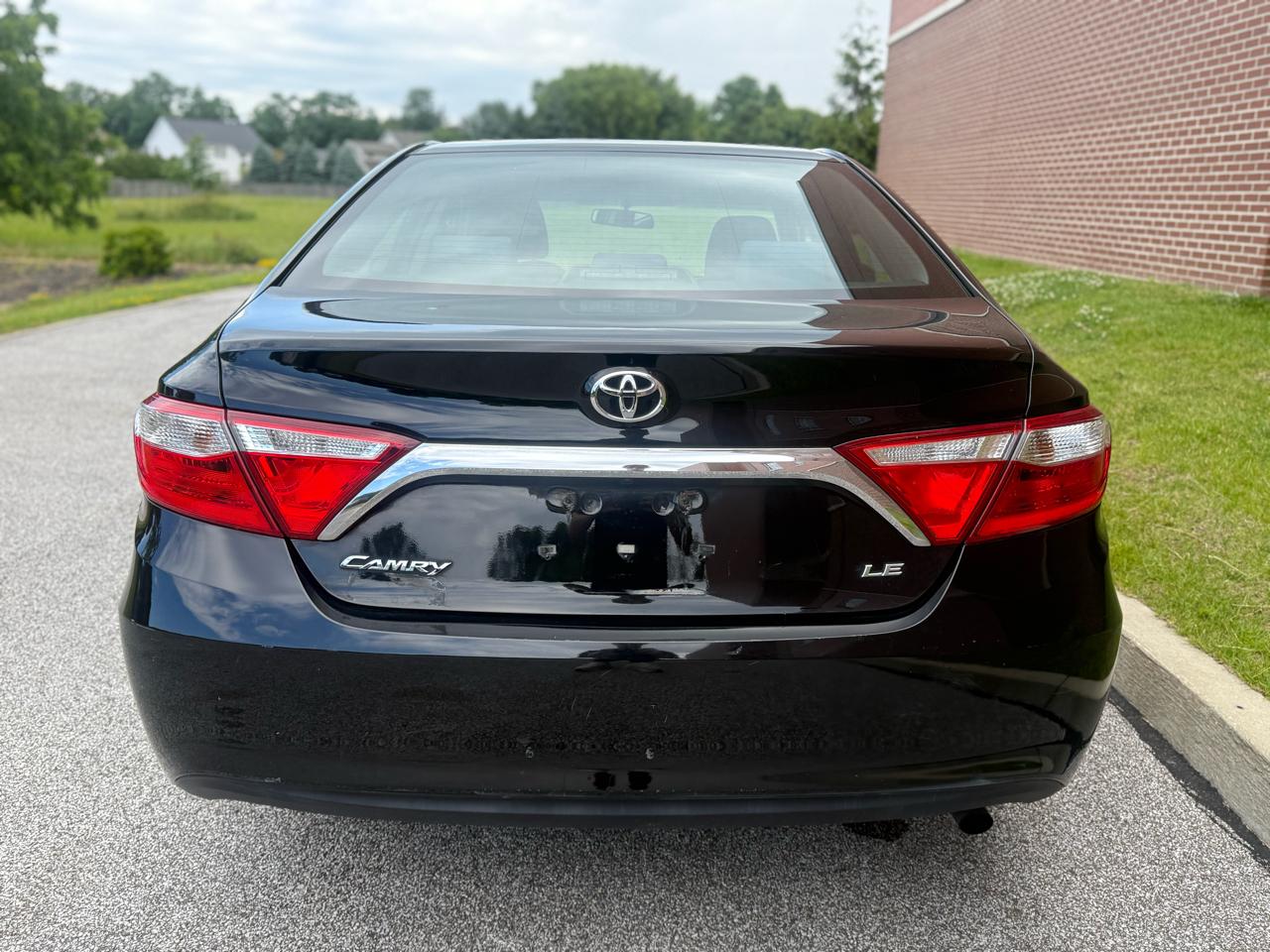 Toyota Camry 4dr Sdn I4 Auto SE w/Special Edition Pkg (Natl) 2016