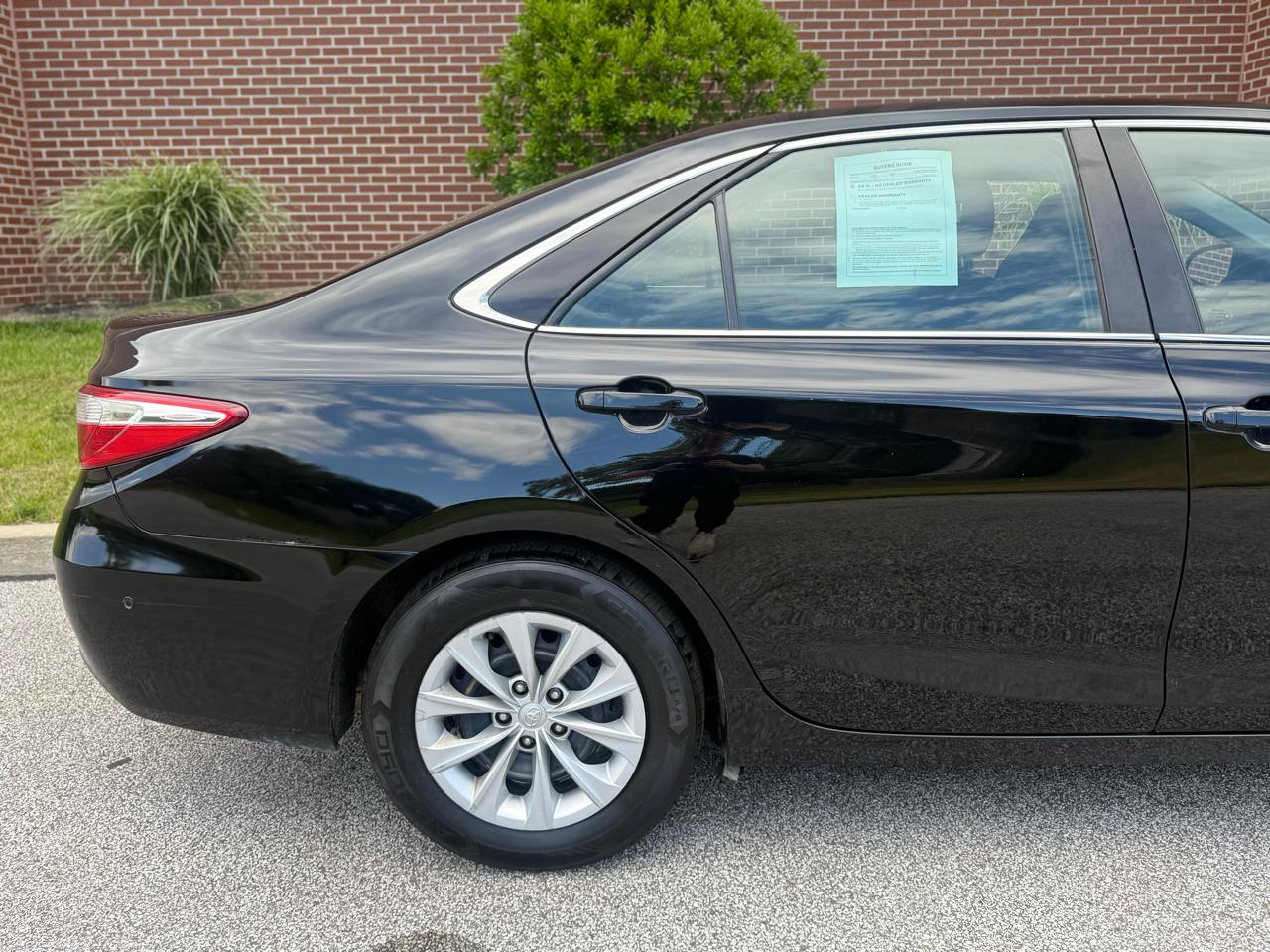 Toyota Camry 4dr Sdn I4 Auto SE w/Special Edition Pkg (Natl) 2016