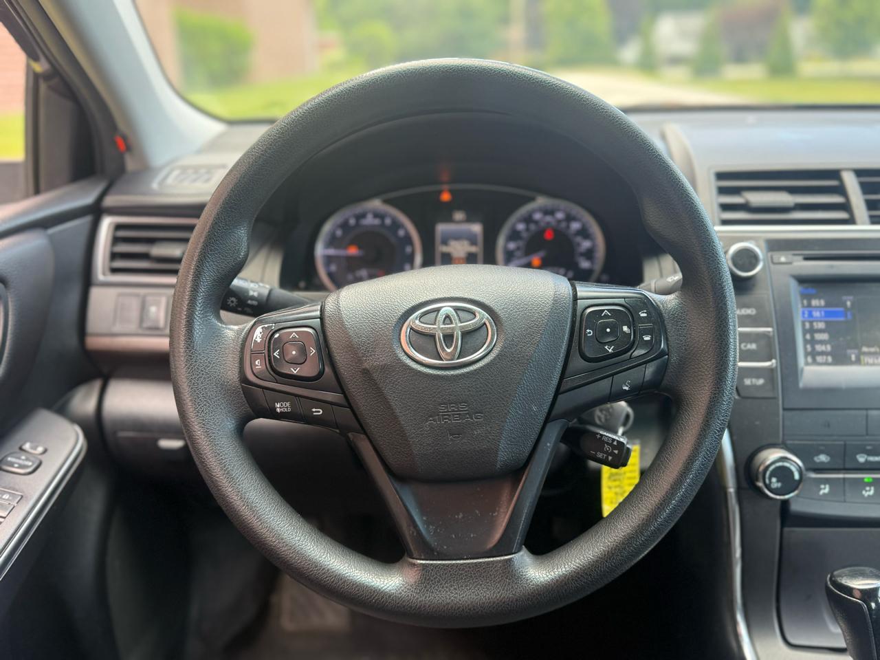Toyota Camry 4dr Sdn I4 Auto SE w/Special Edition Pkg (Natl) 2016