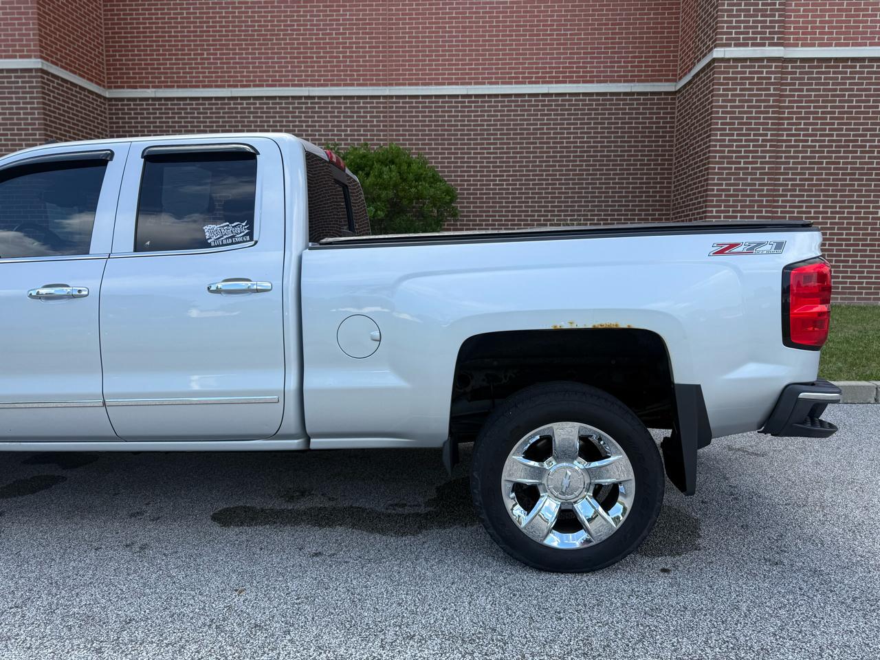 Chevrolet Silverado 1500 4WD Double Cab 143.5" LTZ w/2LZ 2015
