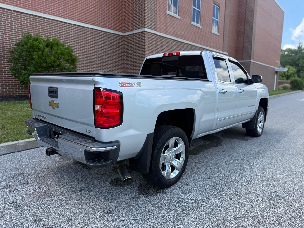 Chevrolet Silverado 1500 4WD Double Cab 143.5" LTZ w/2LZ 2015