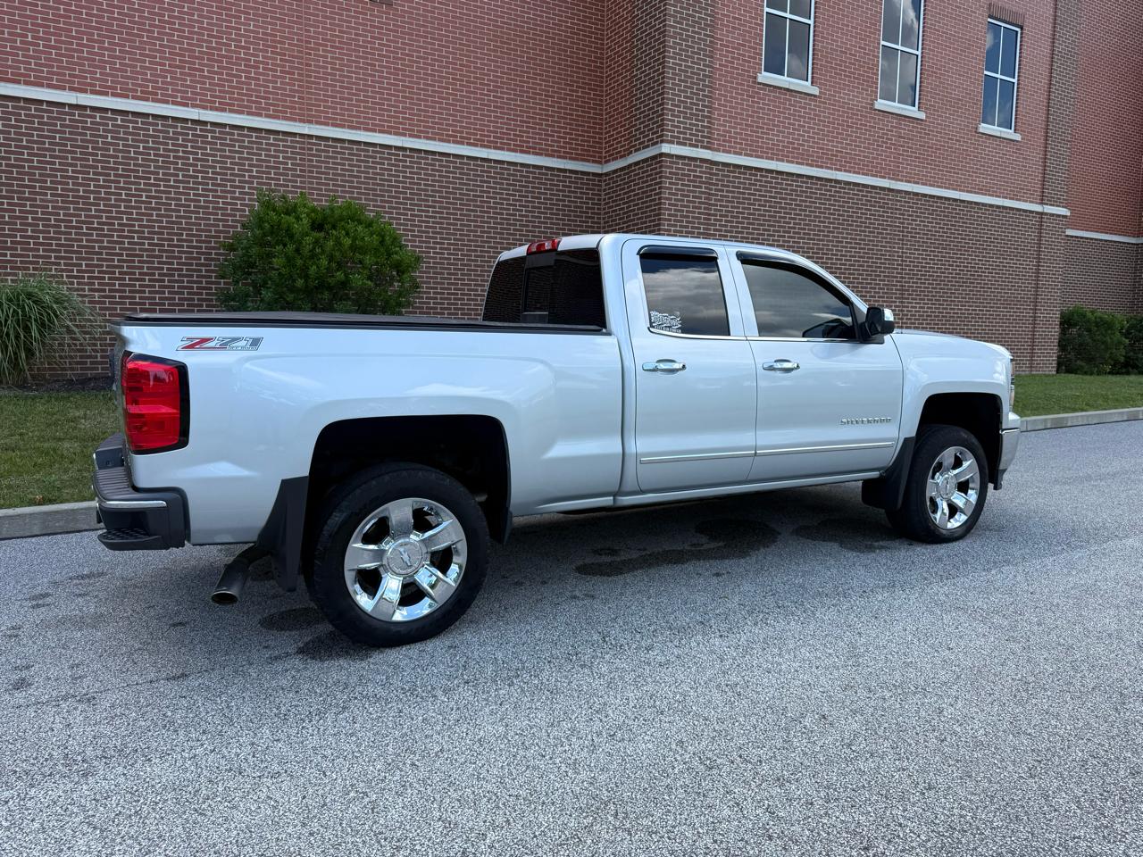 Chevrolet Silverado 1500 4WD Double Cab 143.5" LTZ w/2LZ 2015