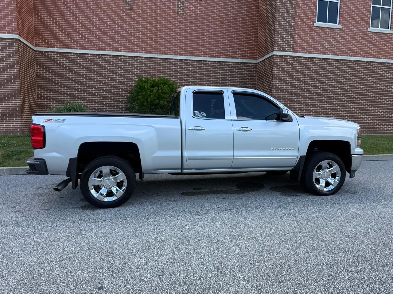Chevrolet Silverado 1500 4WD Double Cab 143.5" LTZ w/2LZ 2015