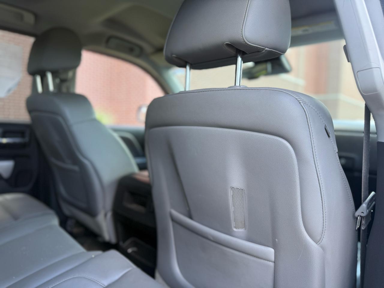 Chevrolet Silverado 1500 4WD Double Cab 143.5" LTZ w/2LZ 2015