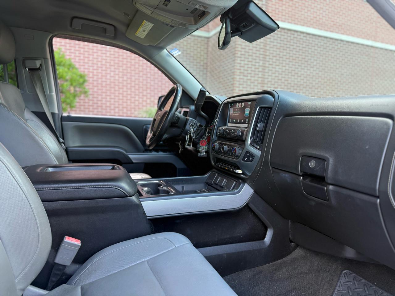 Chevrolet Silverado 1500 4WD Double Cab 143.5" LTZ w/2LZ 2015