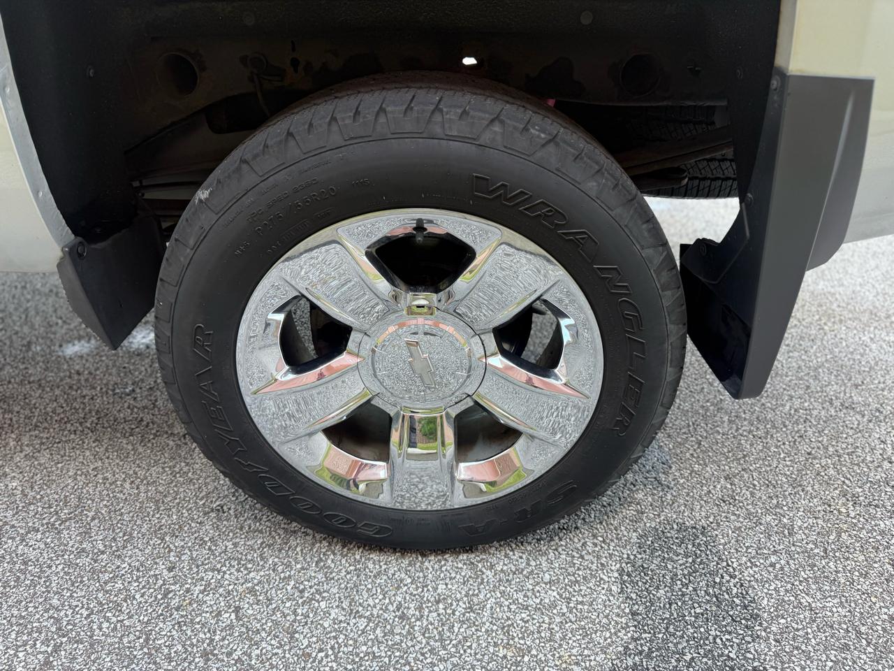 Chevrolet Silverado 1500 4WD Double Cab 143.5" LTZ w/2LZ 2015