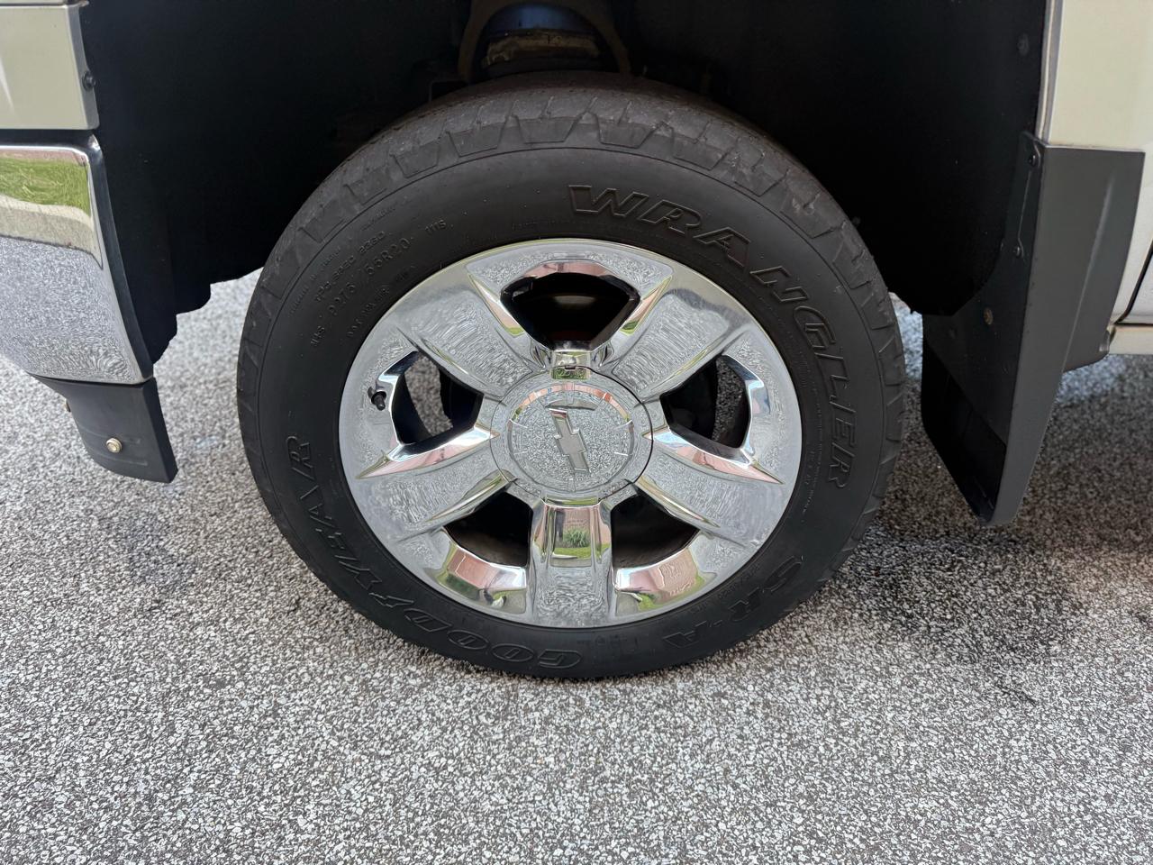Chevrolet Silverado 1500 4WD Double Cab 143.5" LTZ w/2LZ 2015
