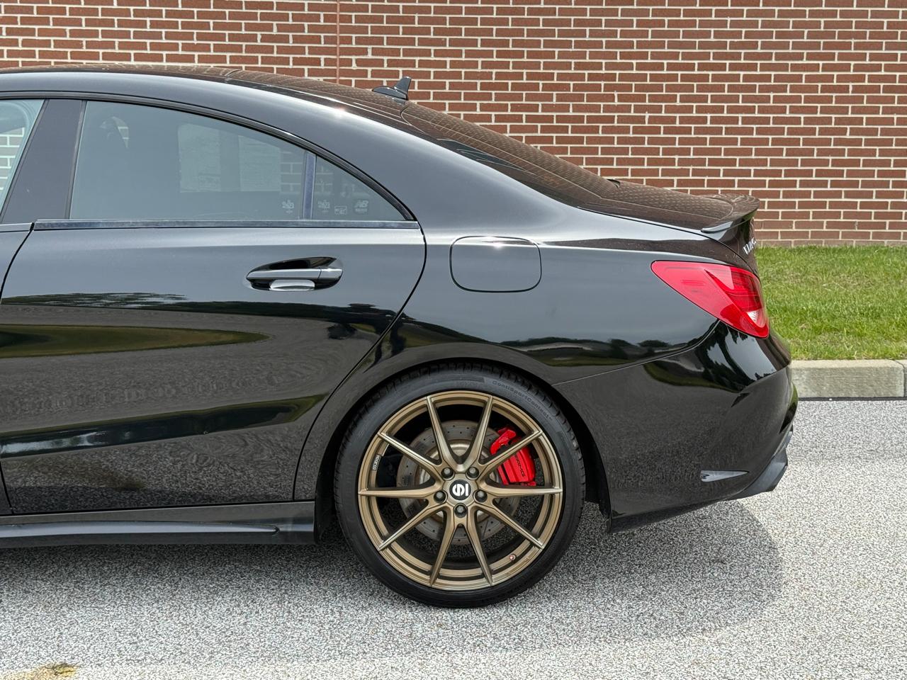 Mercedes-Benz CLA-Class 4dr Sdn CLA 45 AMG 4MATIC 2014