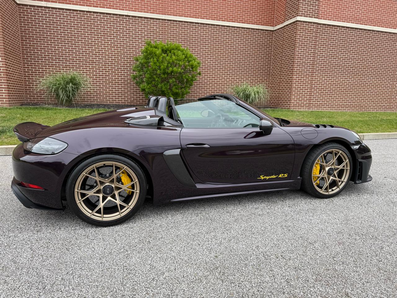 Porsche 718 Spyder RS Roadster 2025