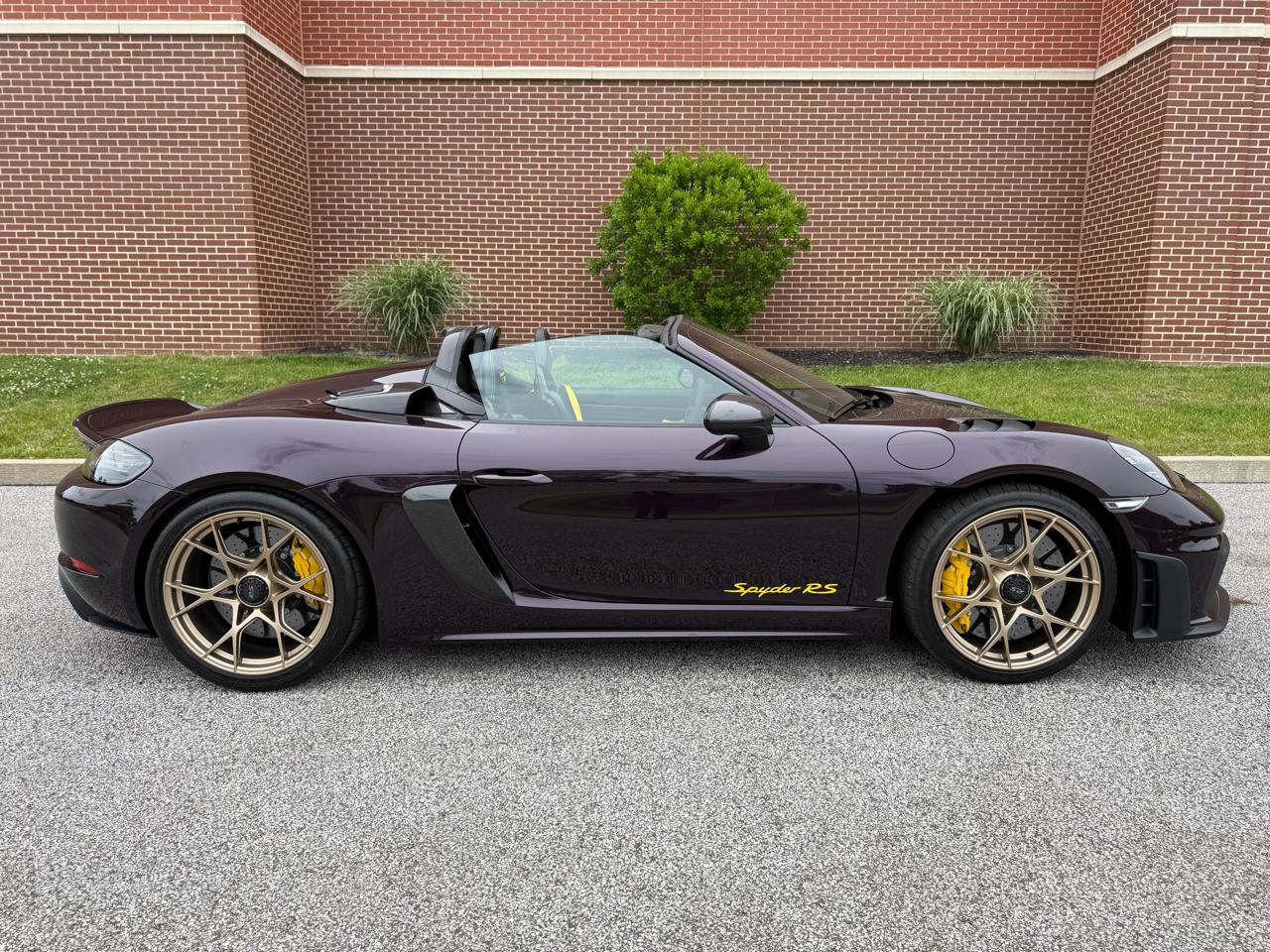 Porsche 718 Spyder RS Roadster 2025
