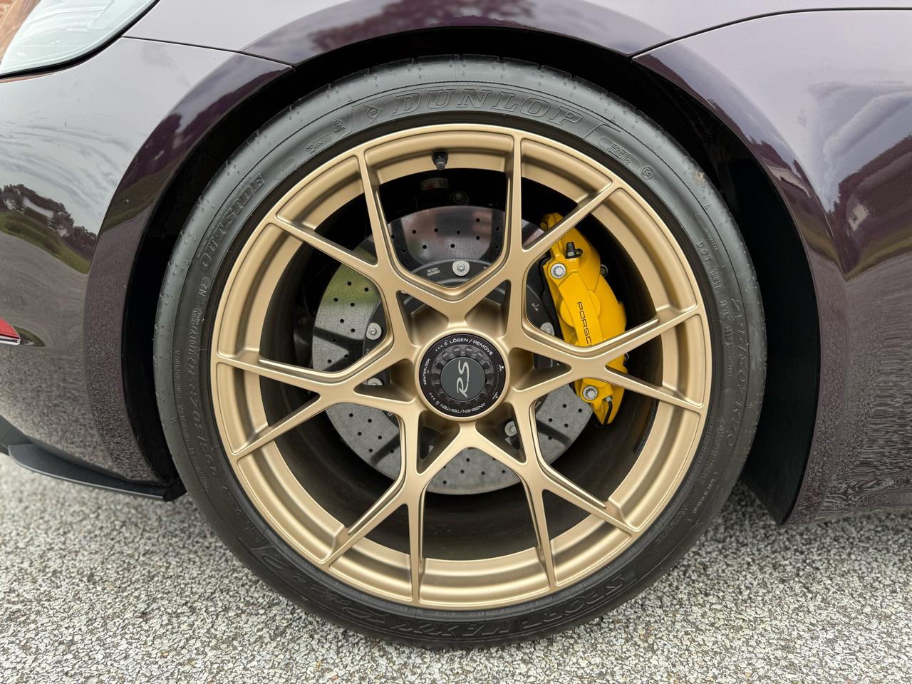 Porsche 718 Spyder RS Roadster 2025