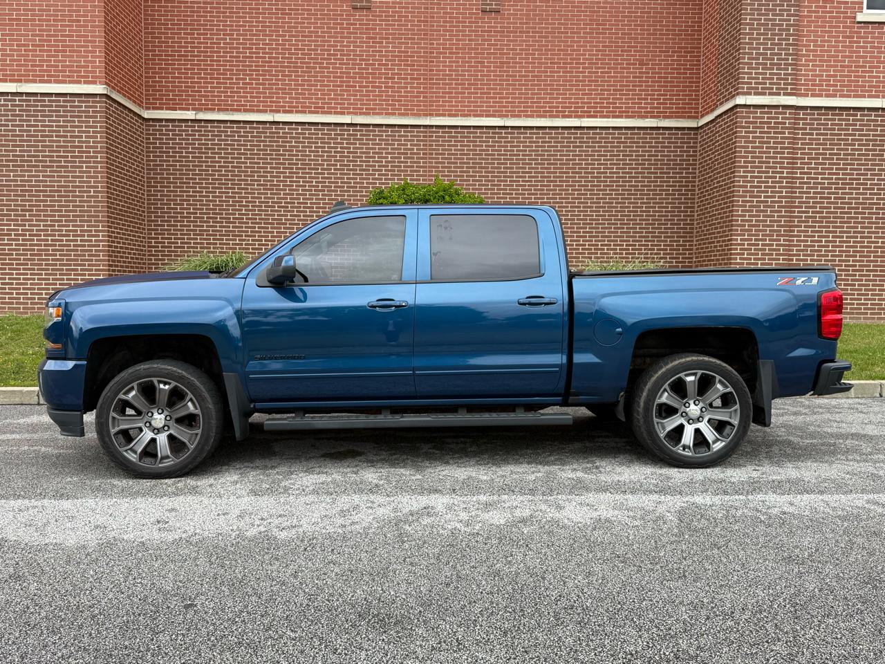 Chevrolet Silverado 1500 4WD Crew Cab 143.5" LT w/2LT 2018