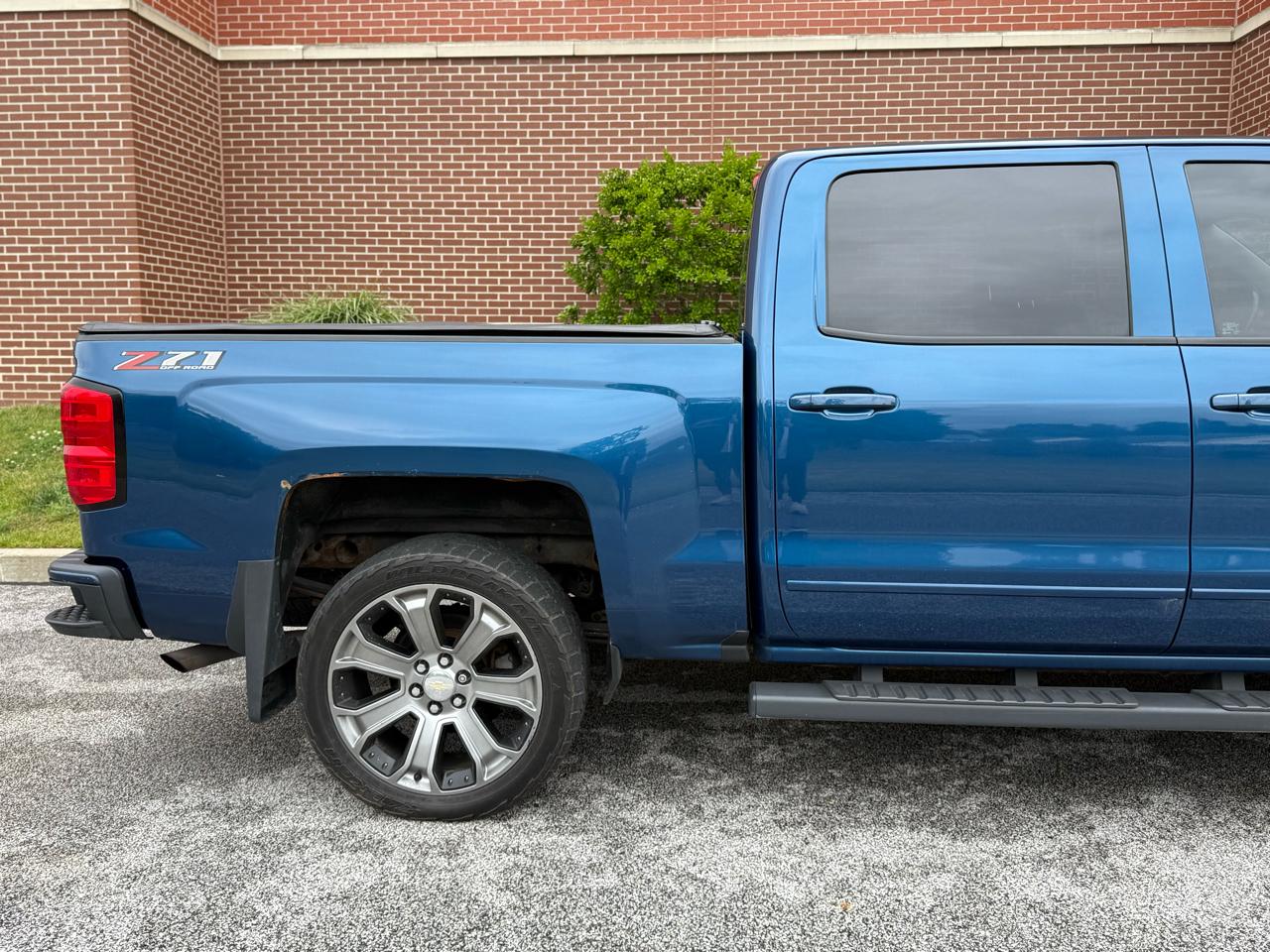 Chevrolet Silverado 1500 4WD Crew Cab 143.5" LT w/2LT 2018