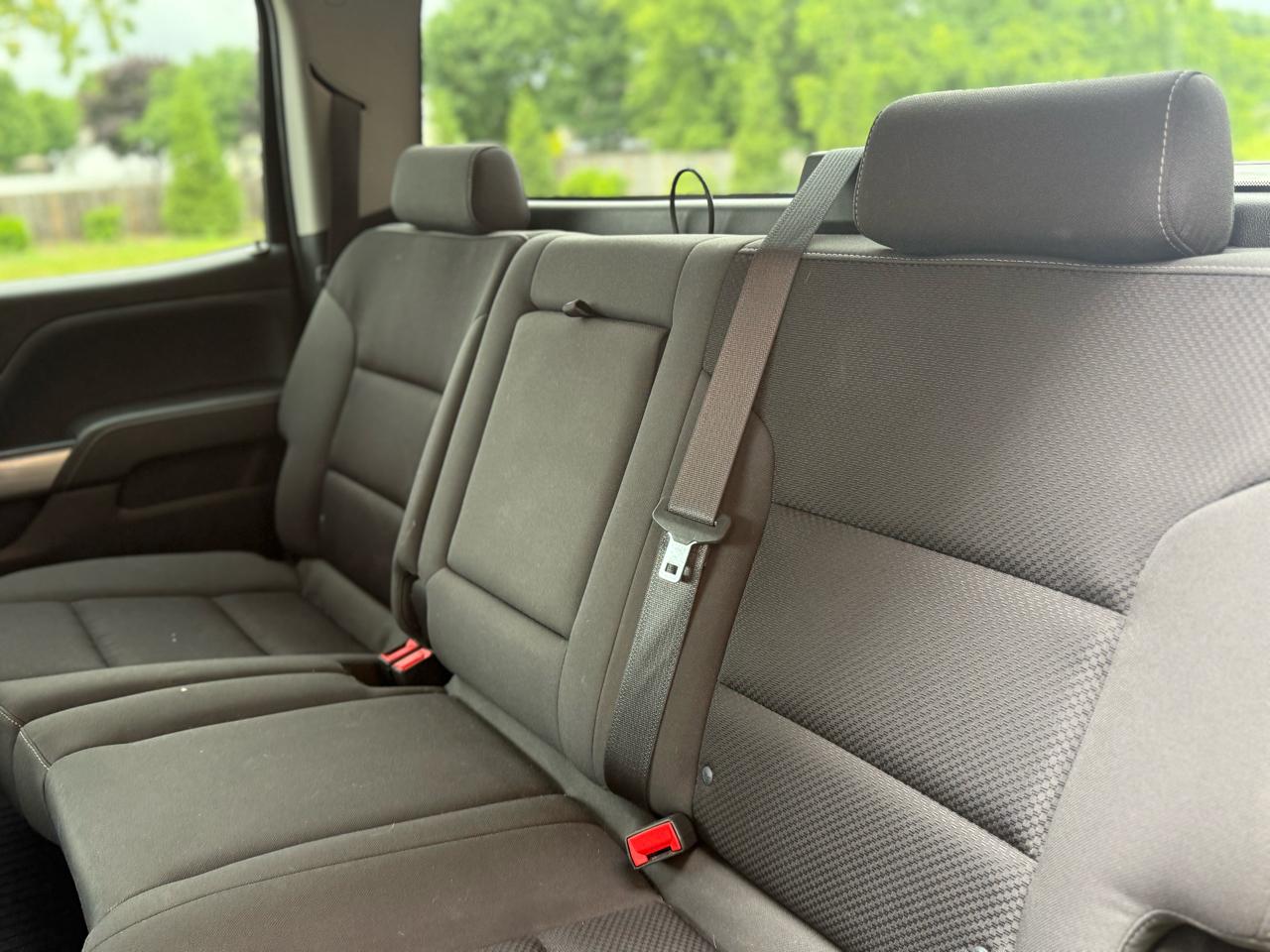 Chevrolet Silverado 1500 4WD Crew Cab 143.5" LT w/2LT 2018