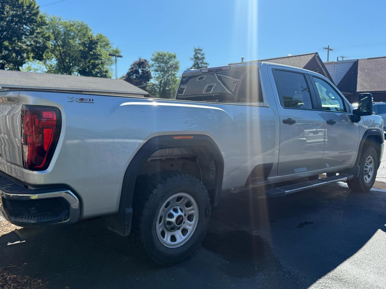 GMC Sierra 2500HD 4WD Crew Cab 172" Pro 2022