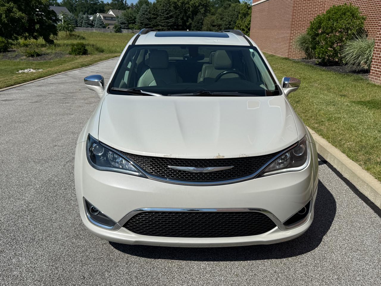 Chrysler Pacifica Limited FWD 2017