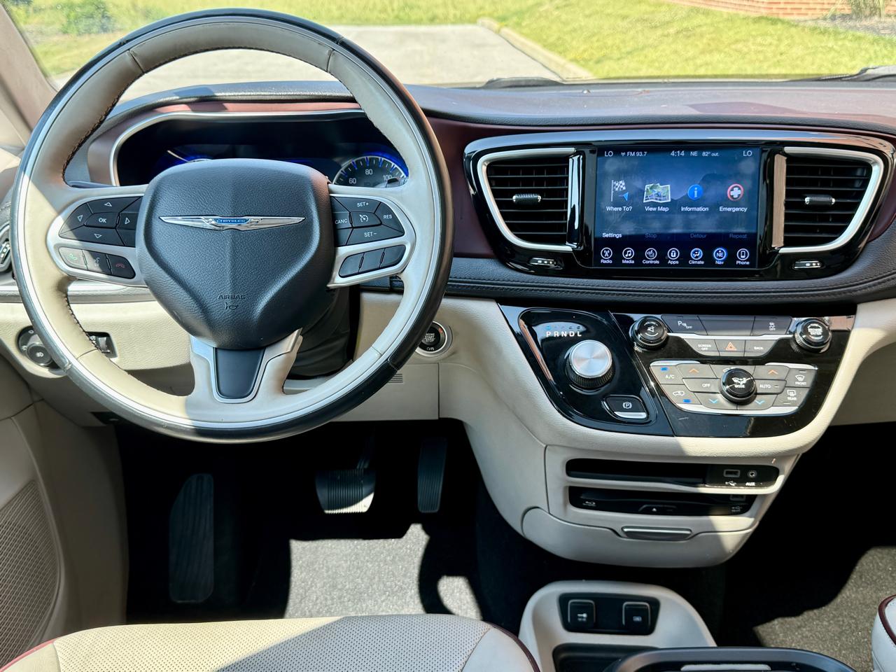 Chrysler Pacifica Limited FWD 2017