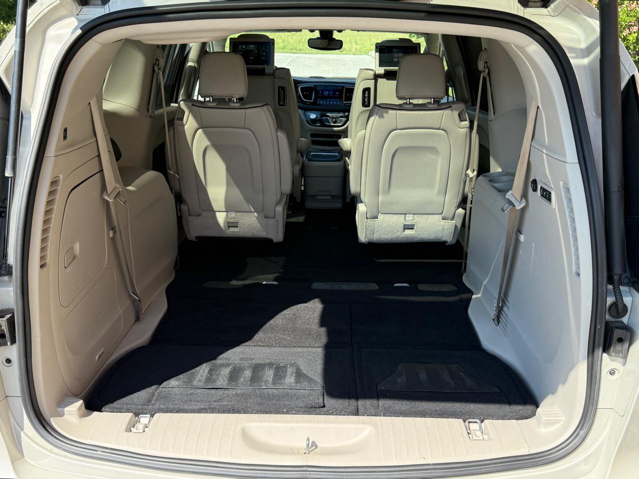 Chrysler Pacifica Limited FWD 2017