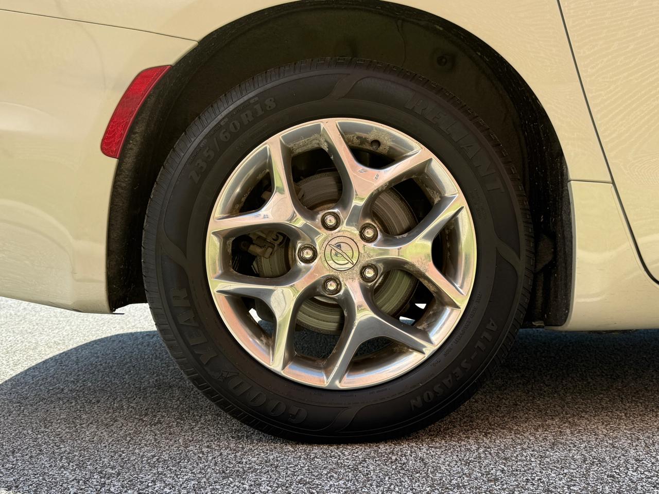 Chrysler Pacifica Limited FWD 2017