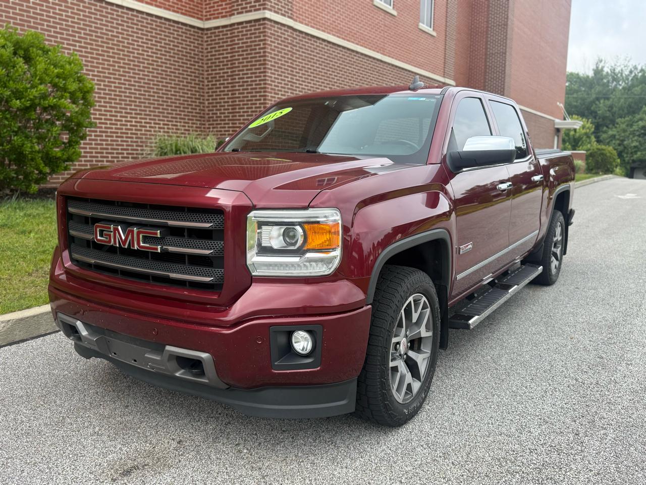 GMC Sierra 1500 4WD Crew Cab 143.5" SLT 2015
