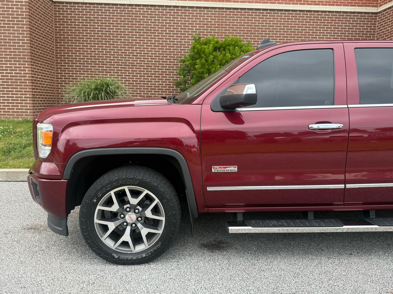 GMC Sierra 1500 4WD Crew Cab 143.5" SLT 2015