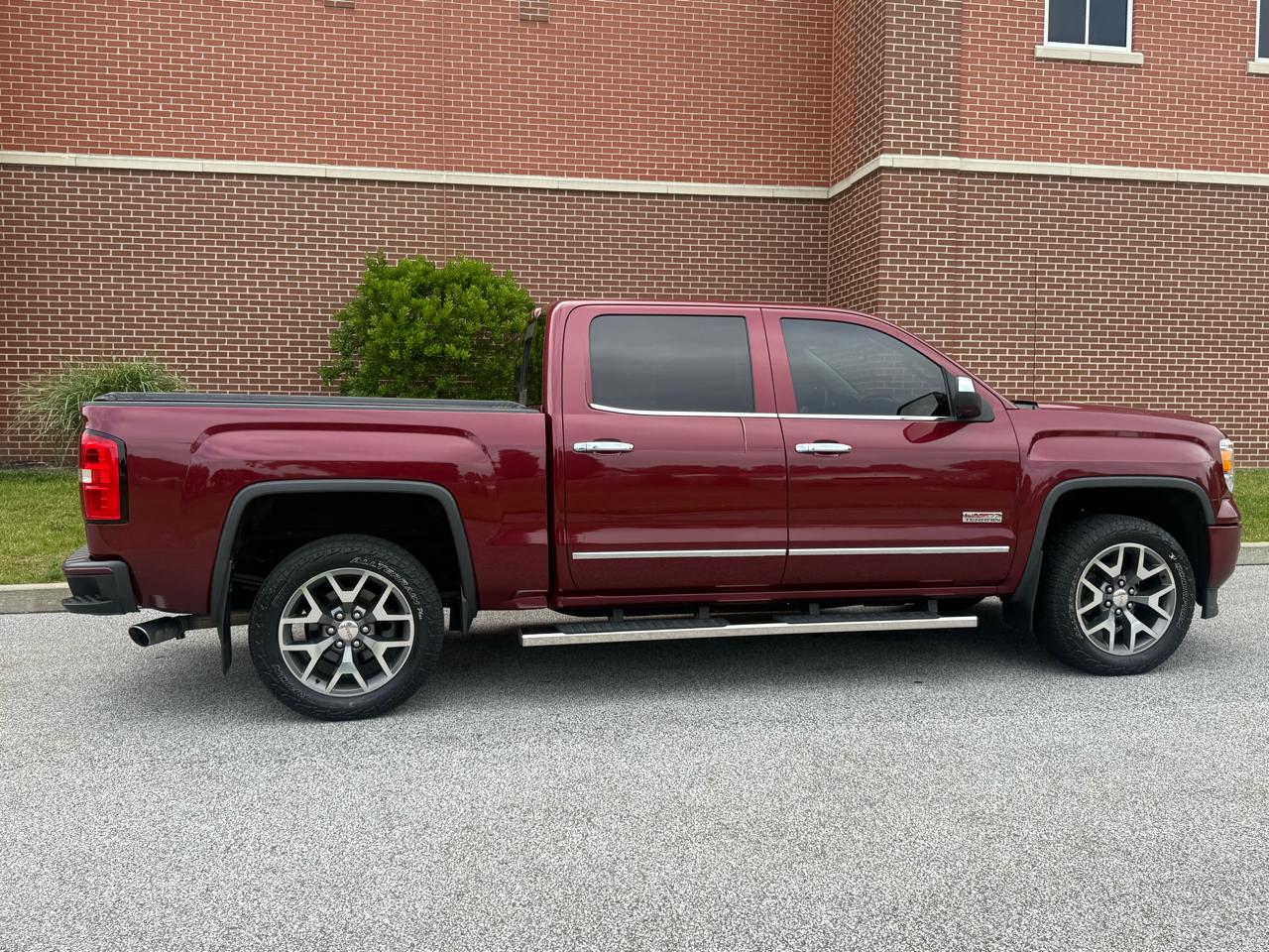 GMC Sierra 1500 4WD Crew Cab 143.5" SLT 2015