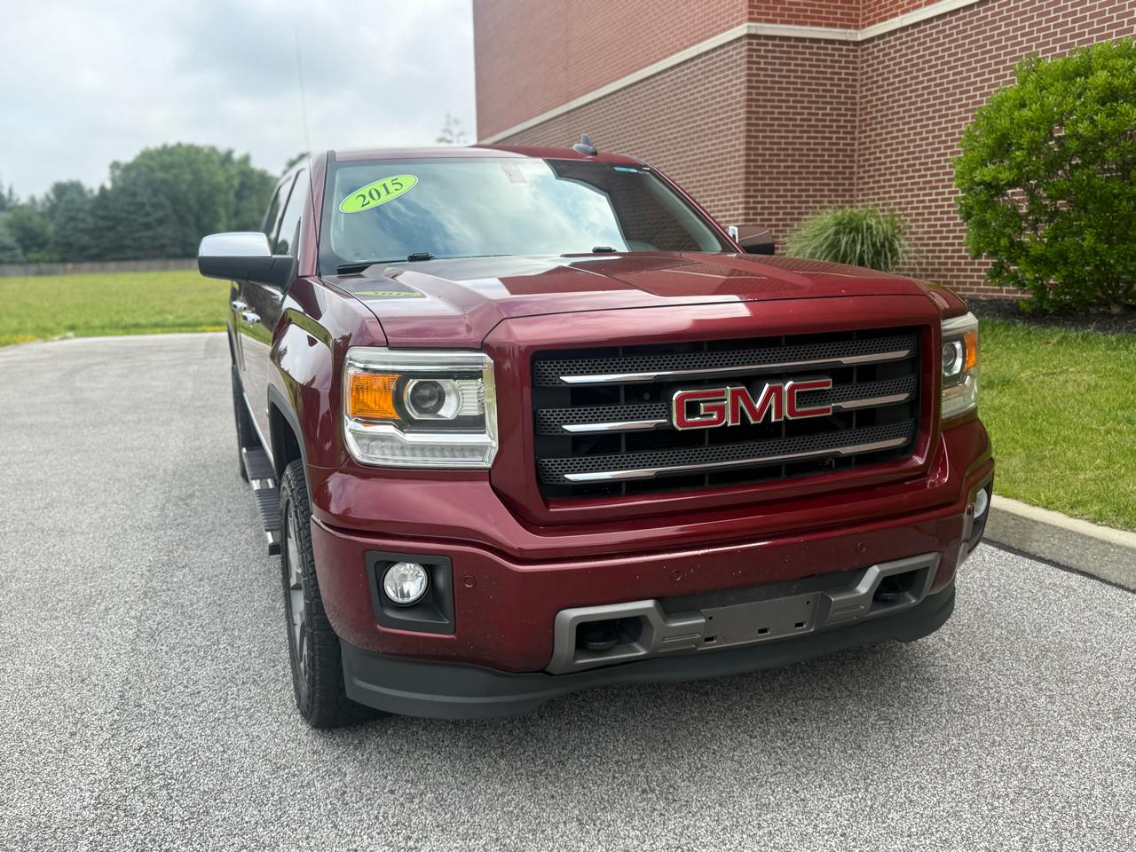 GMC Sierra 1500 4WD Crew Cab 143.5" SLT 2015