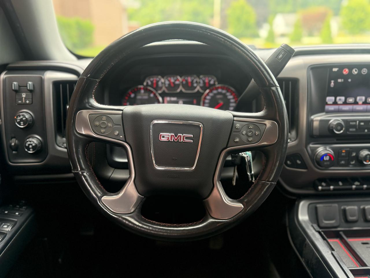 GMC Sierra 1500 4WD Crew Cab 143.5" SLT 2015