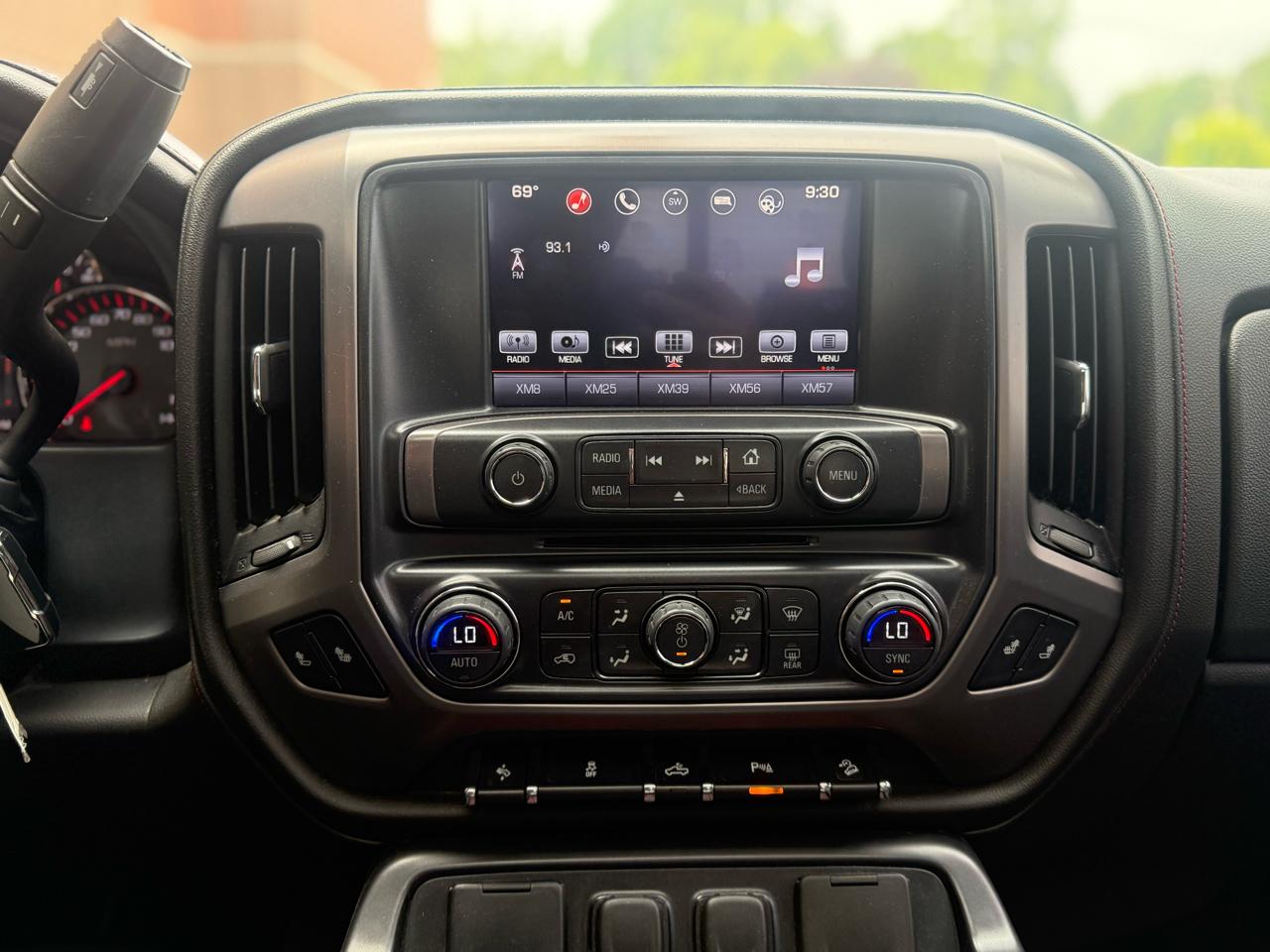 GMC Sierra 1500 4WD Crew Cab 143.5" SLT 2015