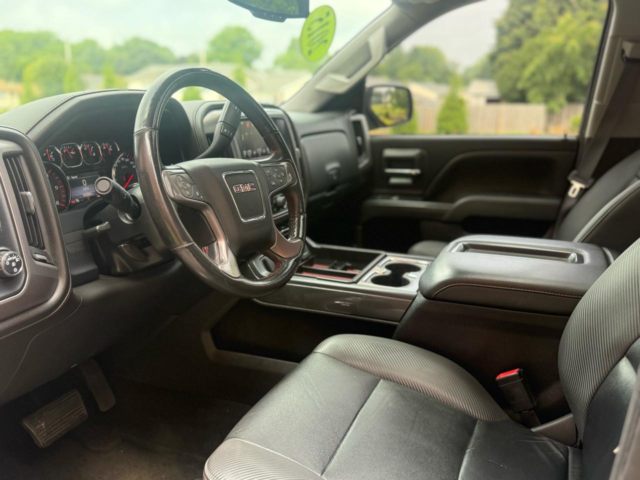 GMC Sierra 1500 4WD Crew Cab 143.5" SLT 2015