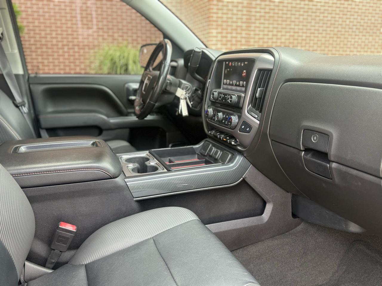 GMC Sierra 1500 4WD Crew Cab 143.5" SLT 2015