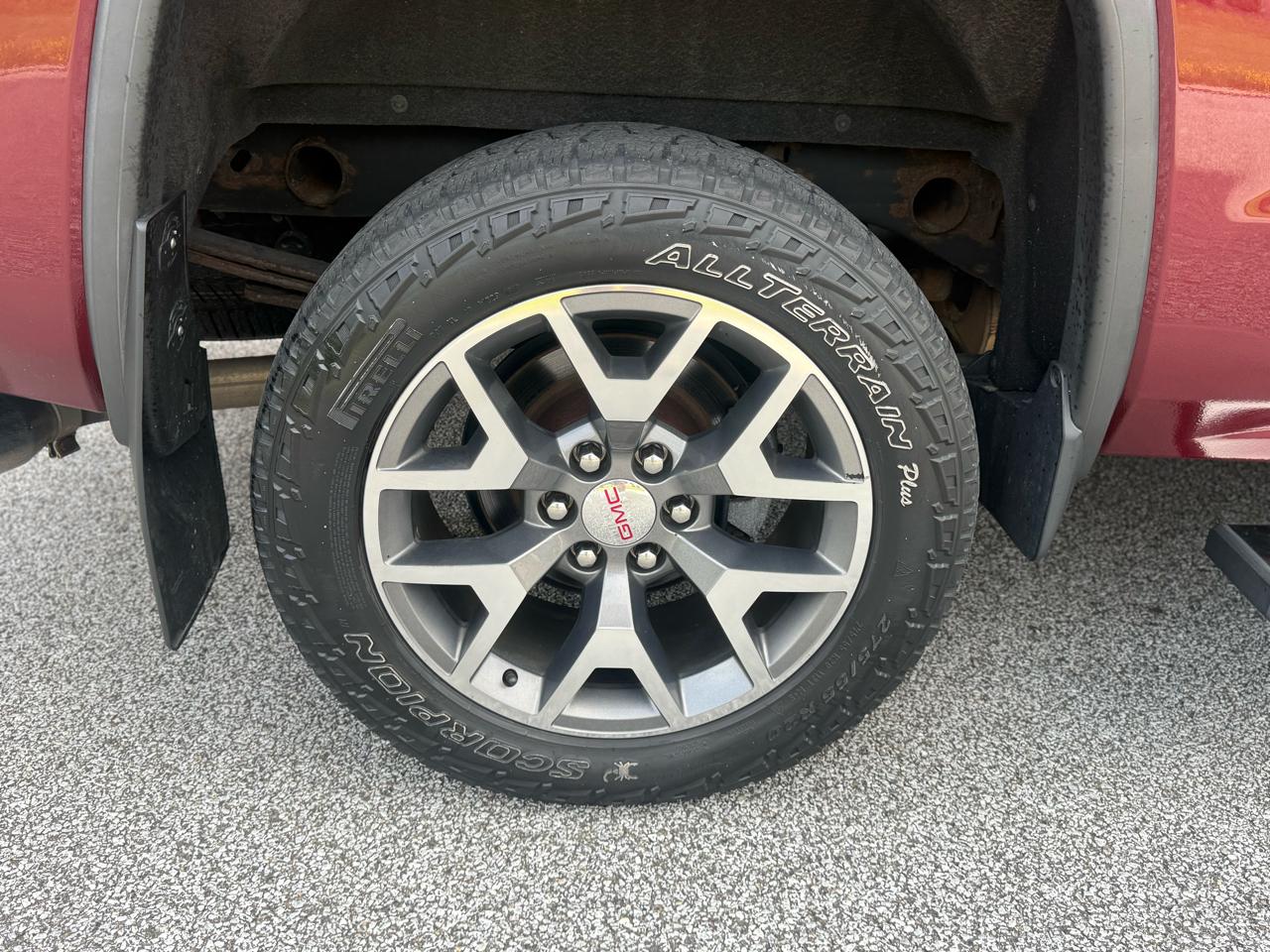 GMC Sierra 1500 4WD Crew Cab 143.5" SLT 2015