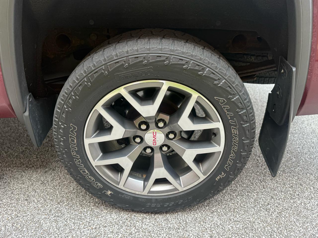 GMC Sierra 1500 4WD Crew Cab 143.5" SLT 2015
