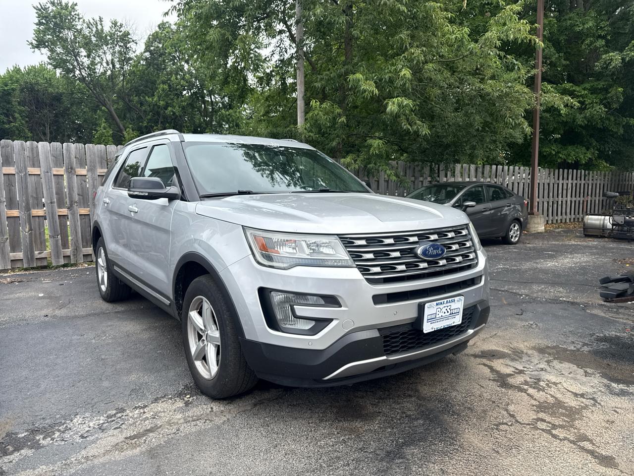Ford Explorer XLT 4WD 2017
