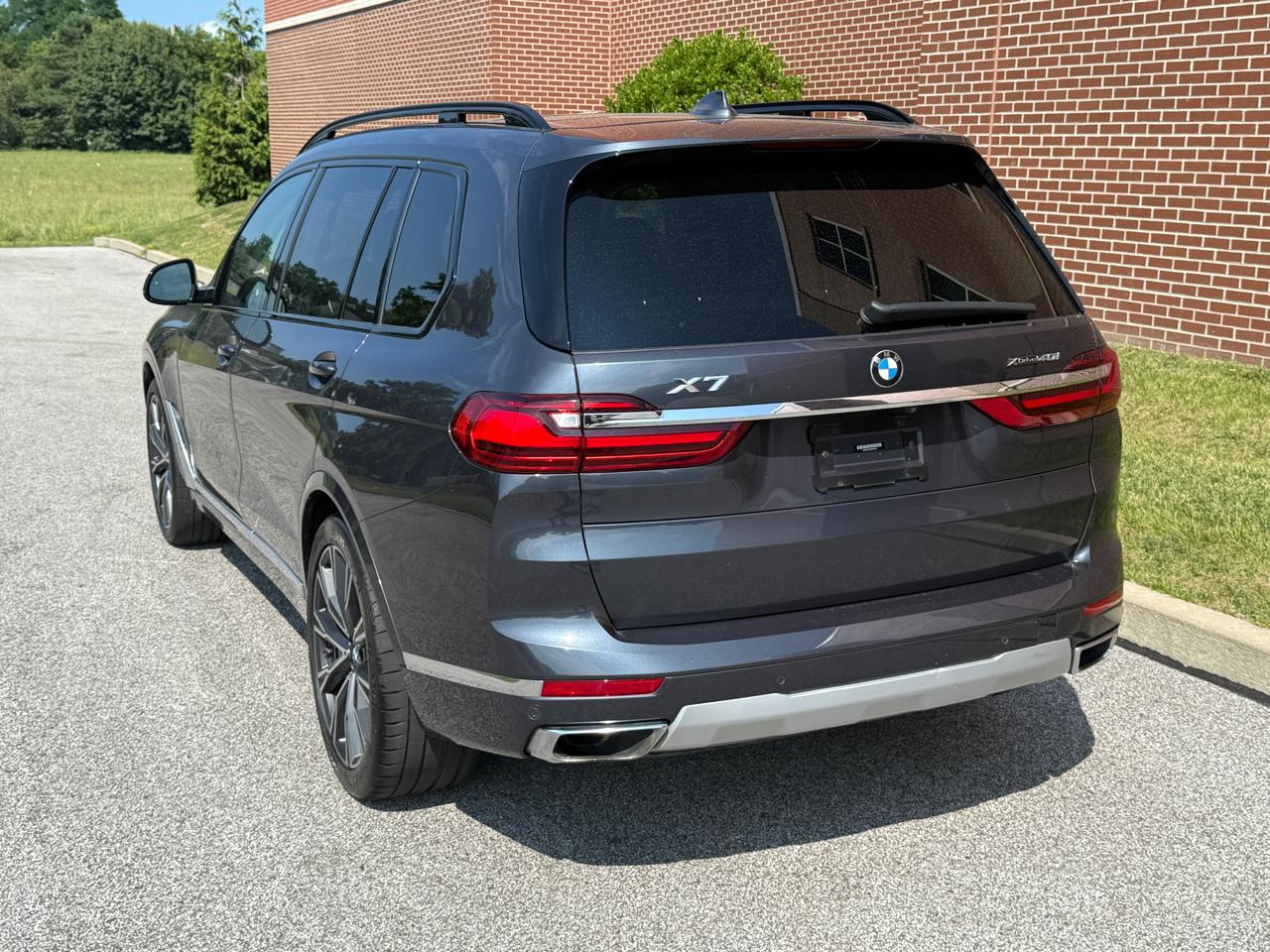 2021 BMW X7 40i - Photo 13