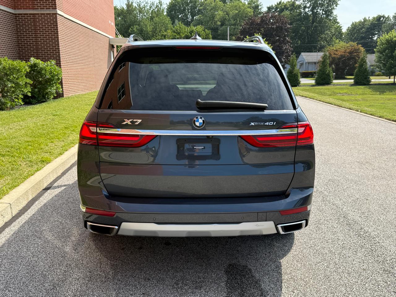 2021 BMW X7 40i - Photo 15