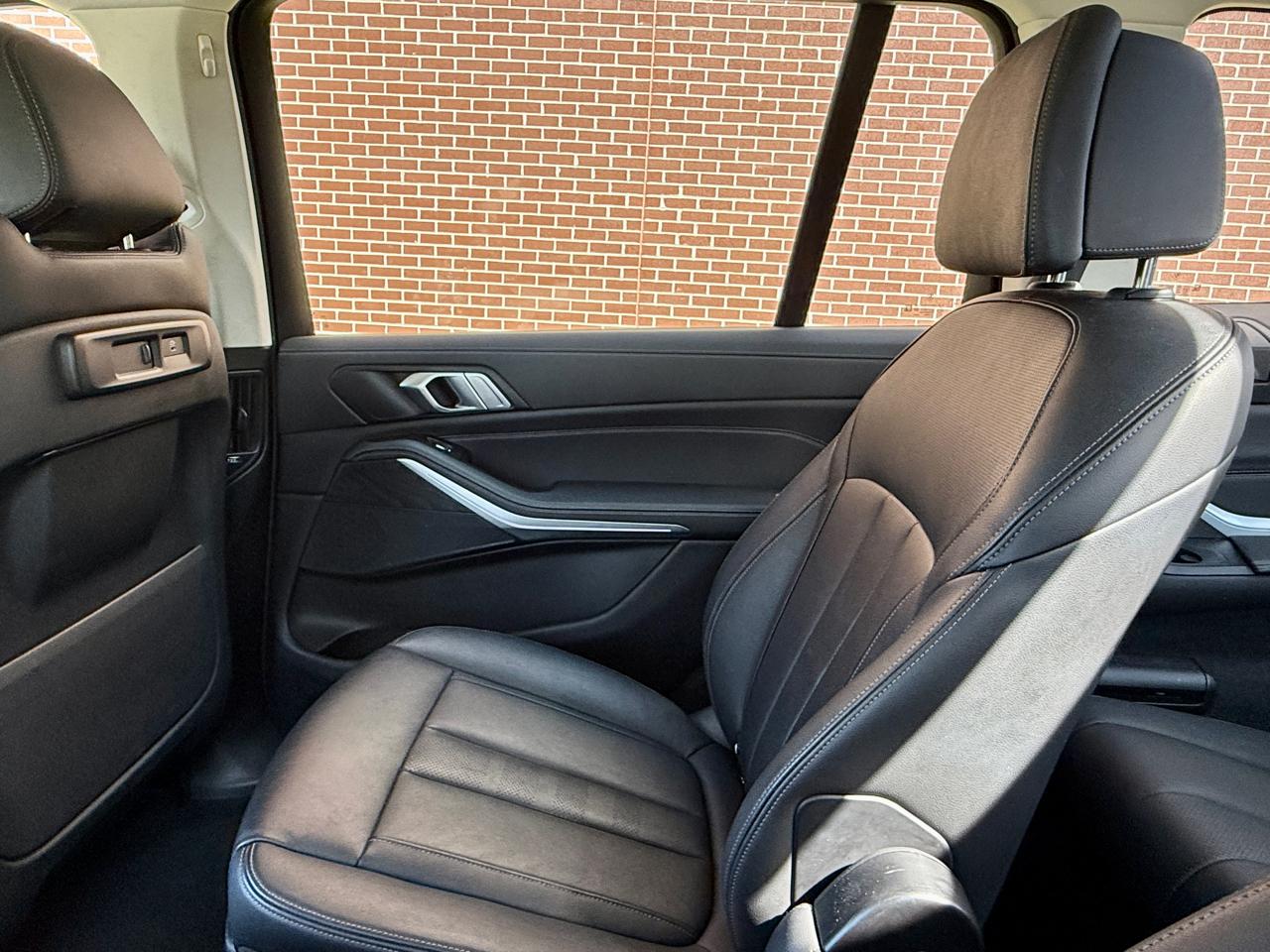 2021 BMW X7 40i - Photo 33