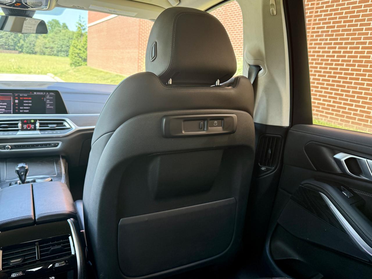 2021 BMW X7 40i - Photo 34