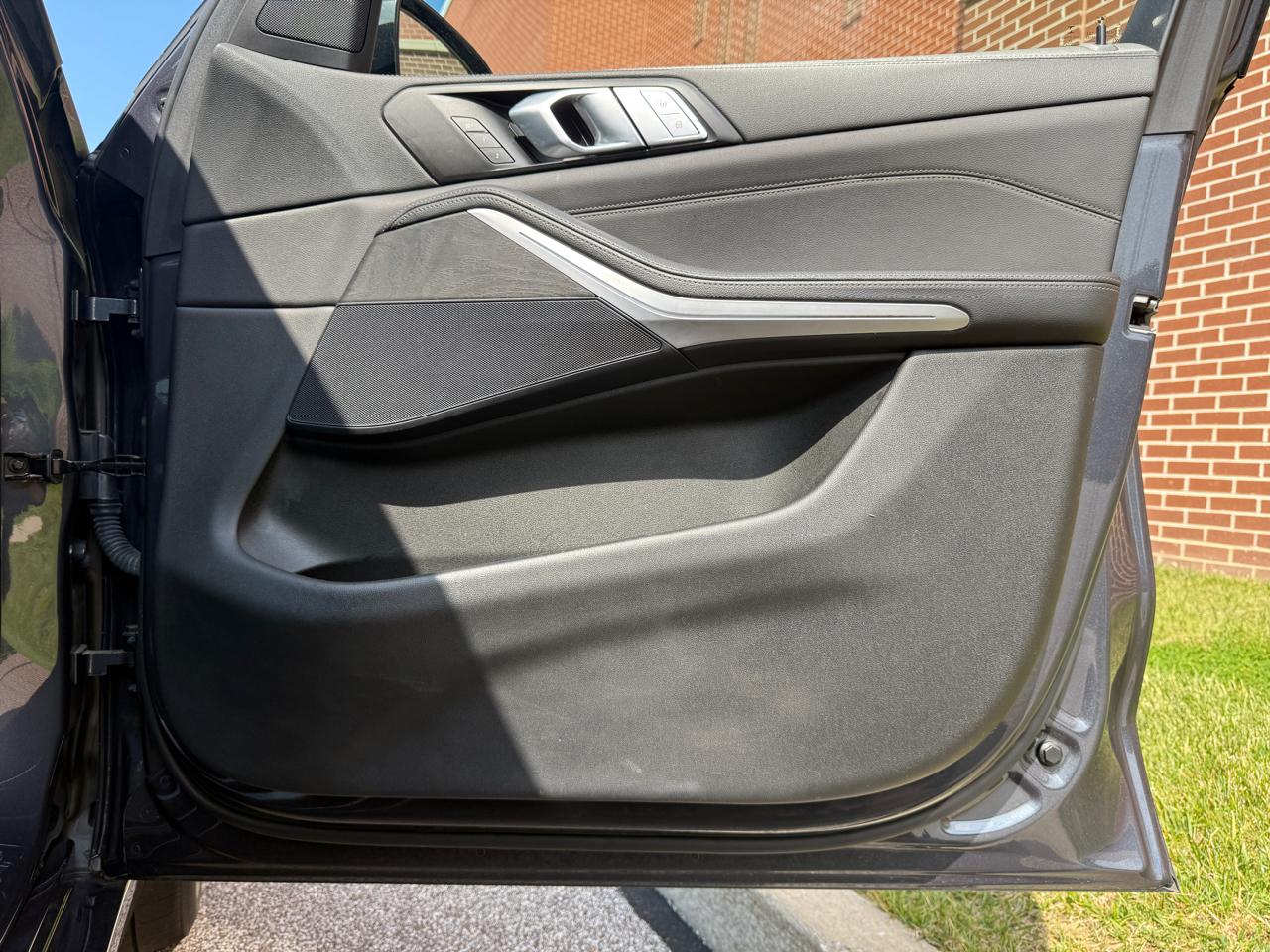 2021 BMW X7 40i - Photo 40