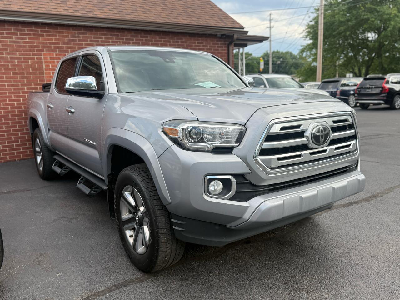 Toyota Tacoma TRD Off Road Double Cab 5' Bed V6 4x4 MT (Natl) 2018