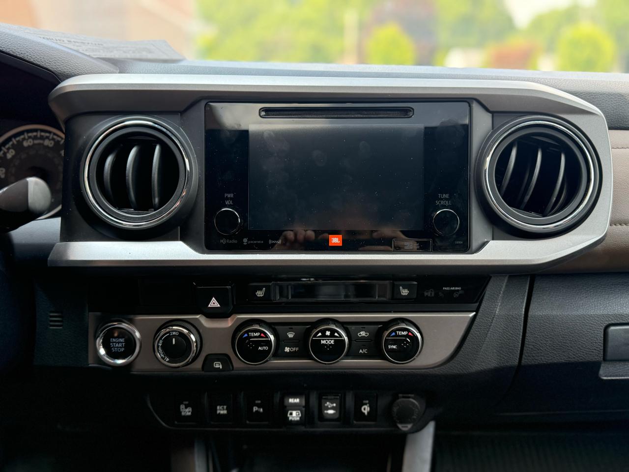 Toyota Tacoma TRD Off Road Double Cab 5' Bed V6 4x4 MT (Natl) 2018