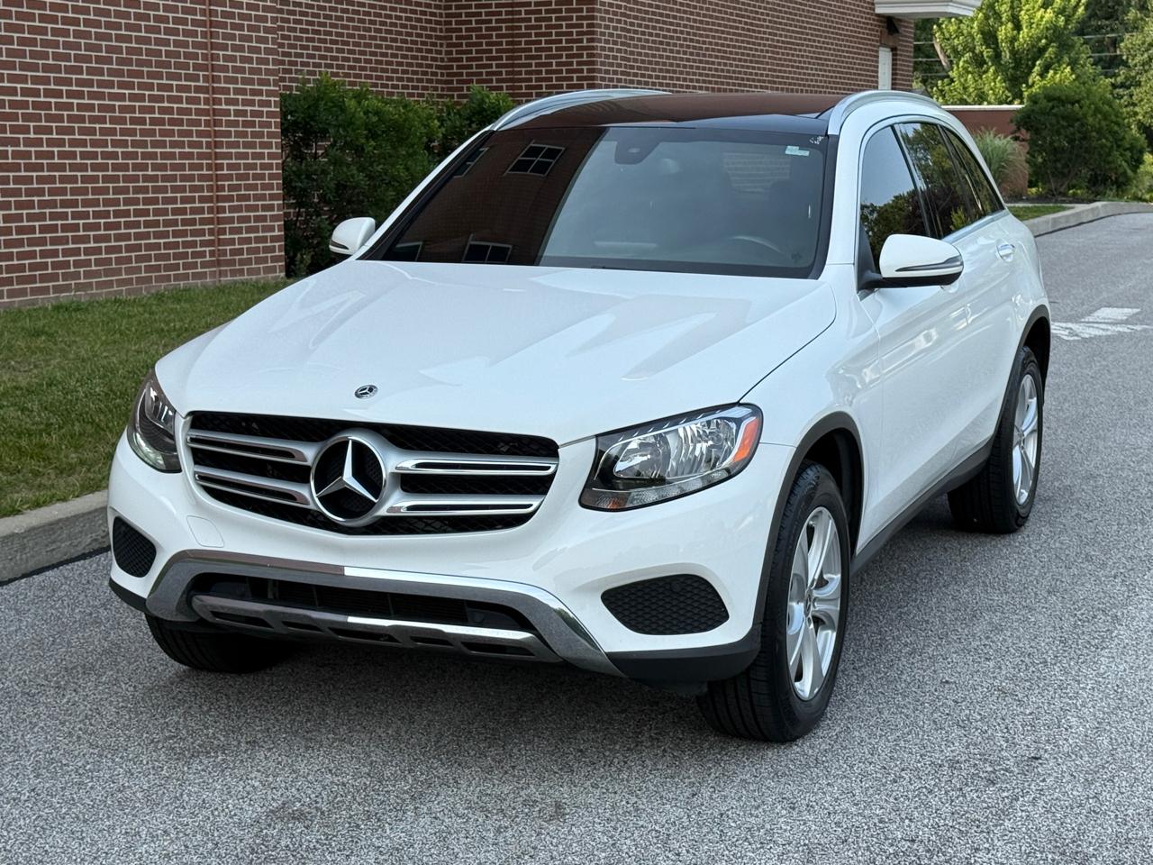Mercedes-Benz GLC GLC 300 4MATIC SUV 2018