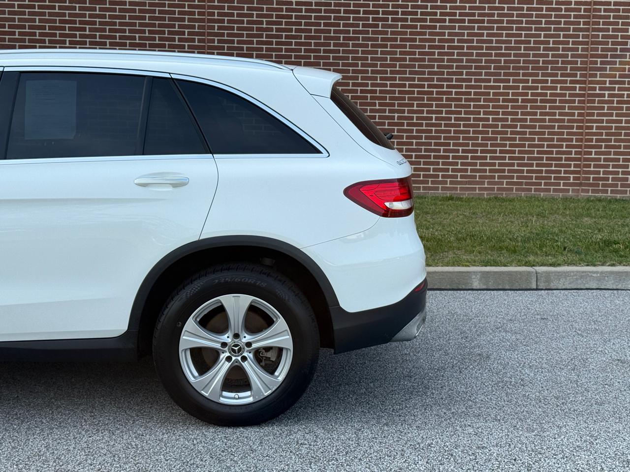 Mercedes-Benz GLC GLC 300 4MATIC SUV 2018