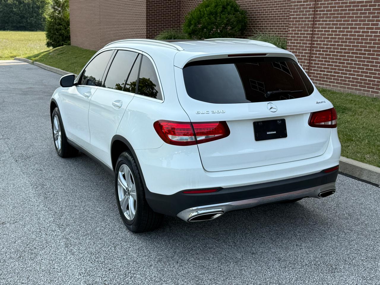 Mercedes-Benz GLC GLC 300 4MATIC SUV 2018